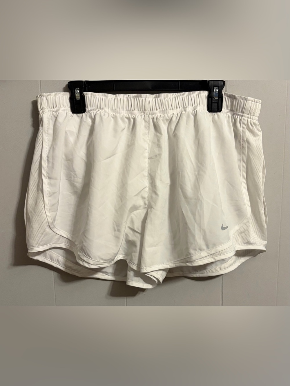 Nike White Women's Athletic Shorts with Inner Liner